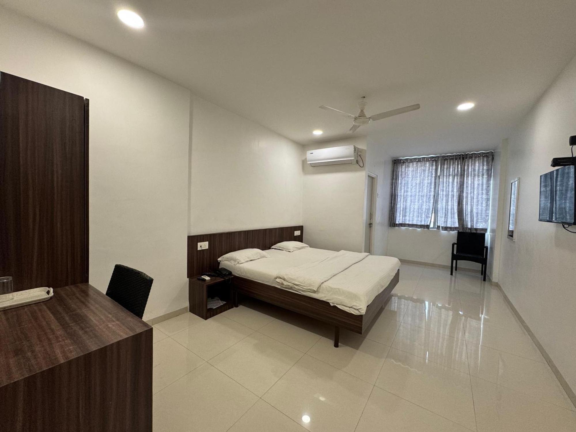 Hotel New Samrat Aurangabad  Eksteriør billede